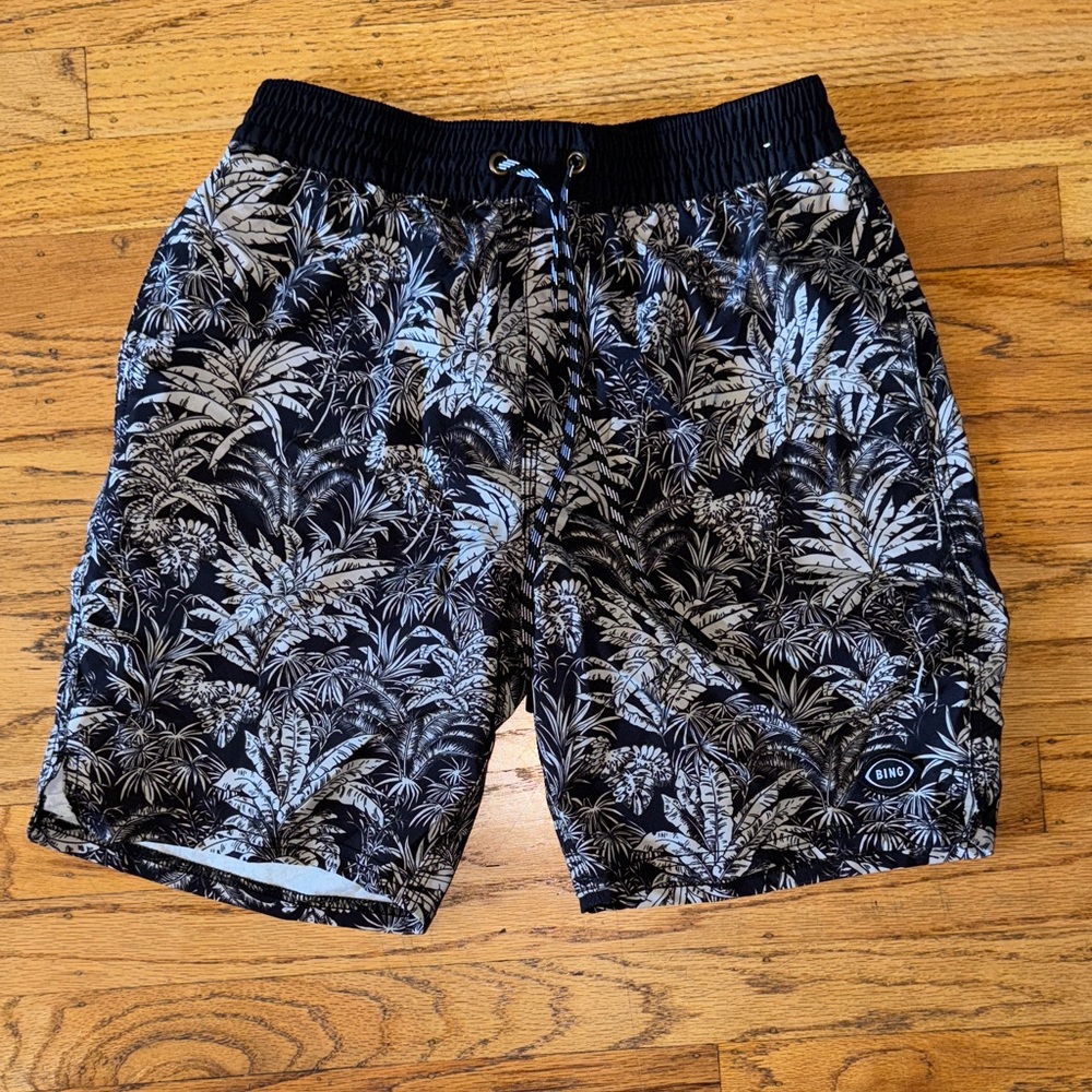Obimg Men's Tropical Black and Gray Board Shorts swimtrunks